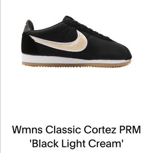 Wmns Classic Cortez PRM 'Black Light Cream'